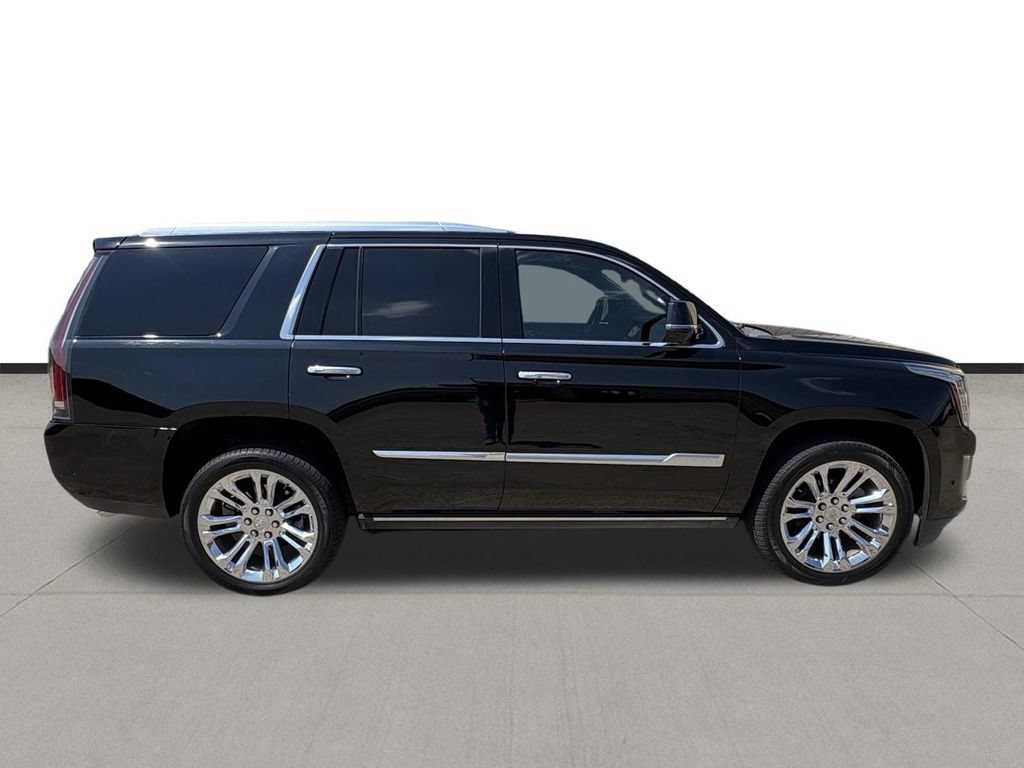 Used 2019 Cadillac Escalade Premium Luxury w/ LPO, Radiant Package RWD image 4
