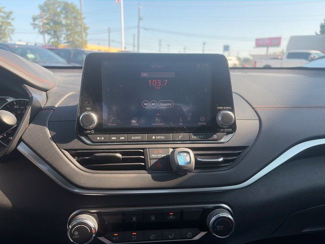 Used 2022 Nissan Altima 2.5 SR FWD image 25