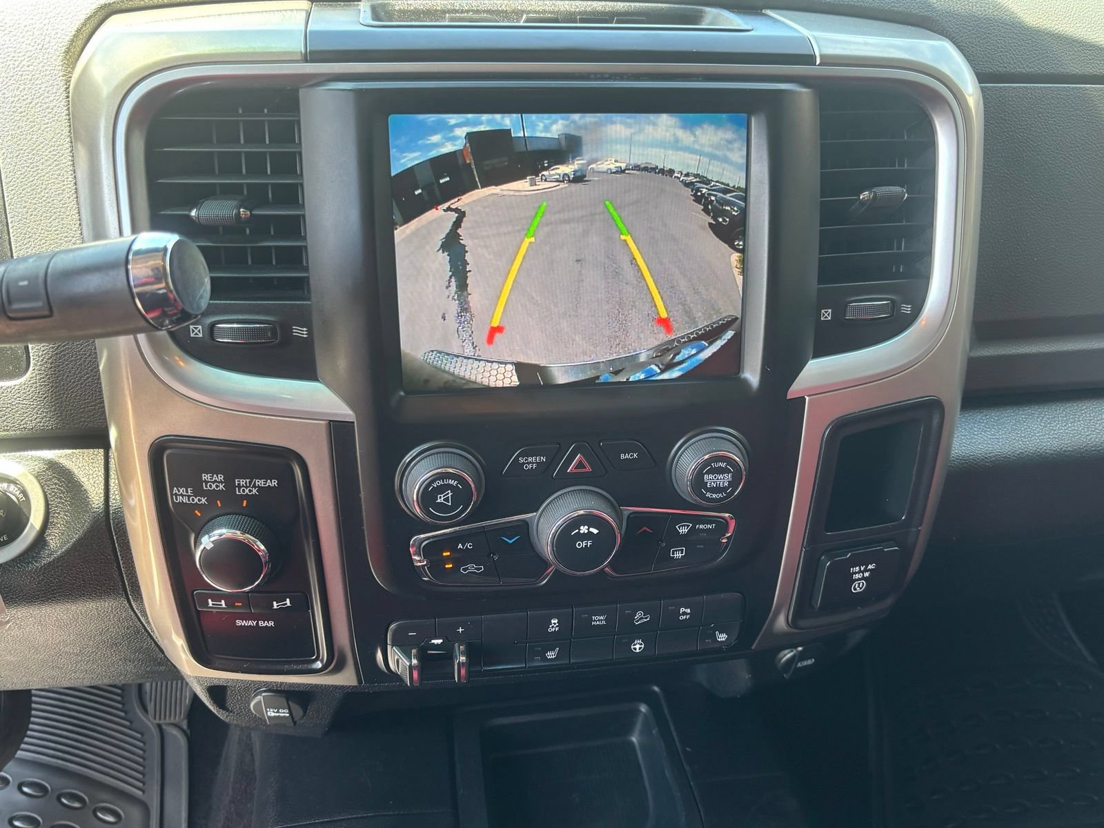 Used 2015 RAM 2500 Power Wagon w/ Comfort Group AWD/4WD image 18