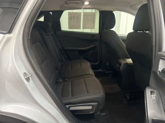 Used 2025 Ford Escape Active image 14