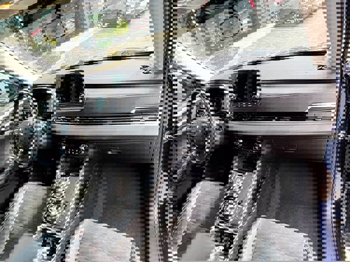 Used 2022 Mitsubishi Outlander SE image 9