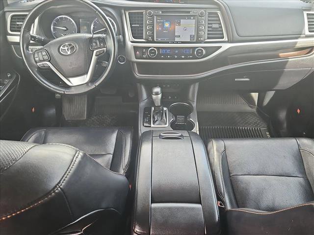Used 2018 Toyota Highlander Limited w/ Protection Package #3 image 19