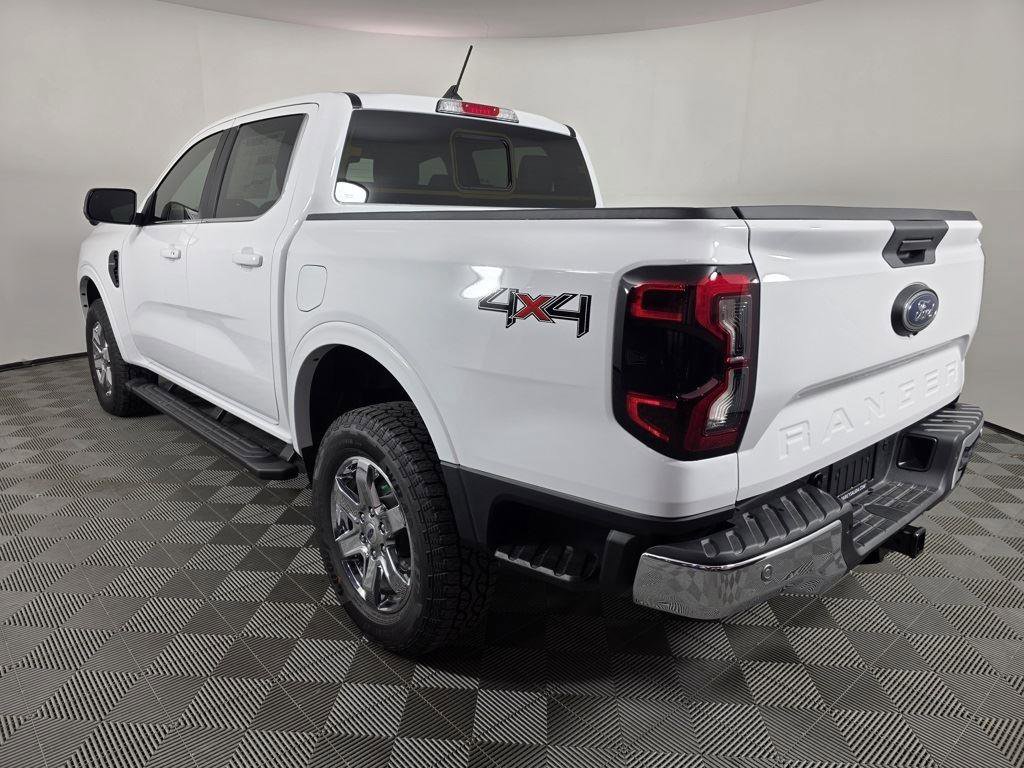 Used 2025 Ford Ranger Lariat w/ Chrome Accent Package image 3