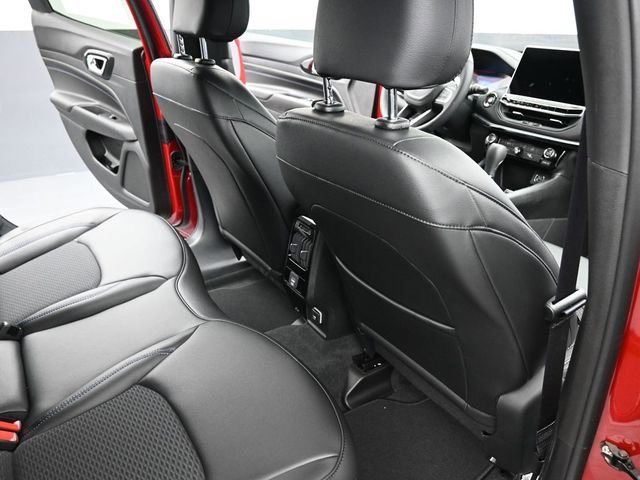 New 2026 Jeep Compass Latitude image 21