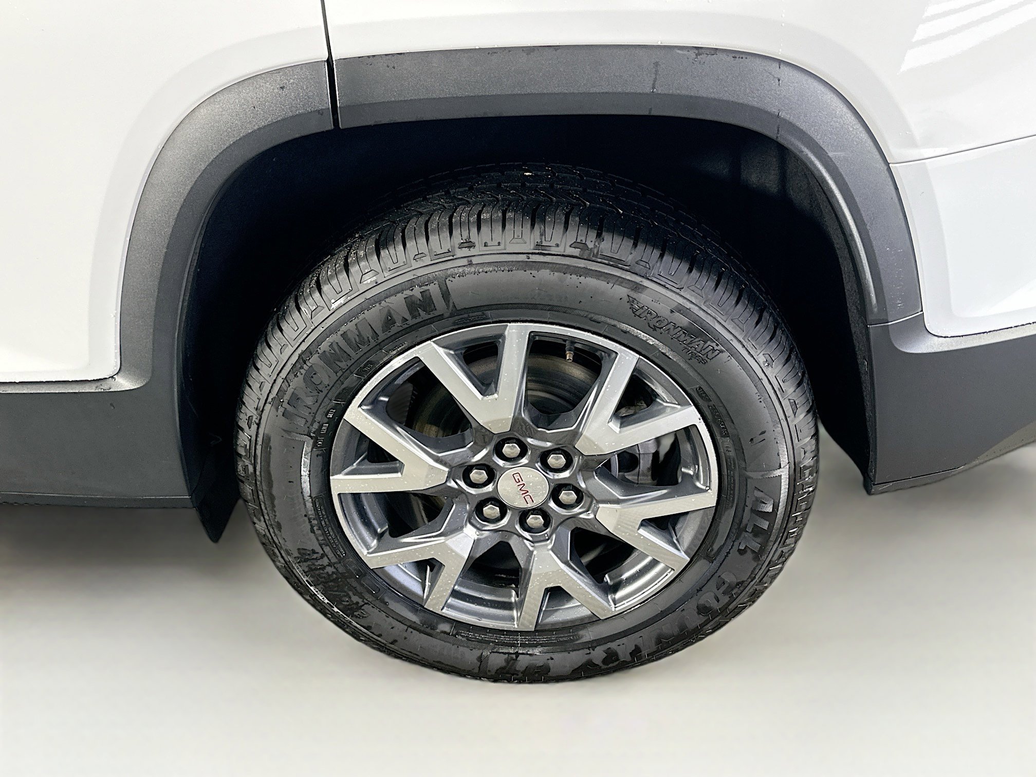 Used 2023 GMC Acadia SLT image 11