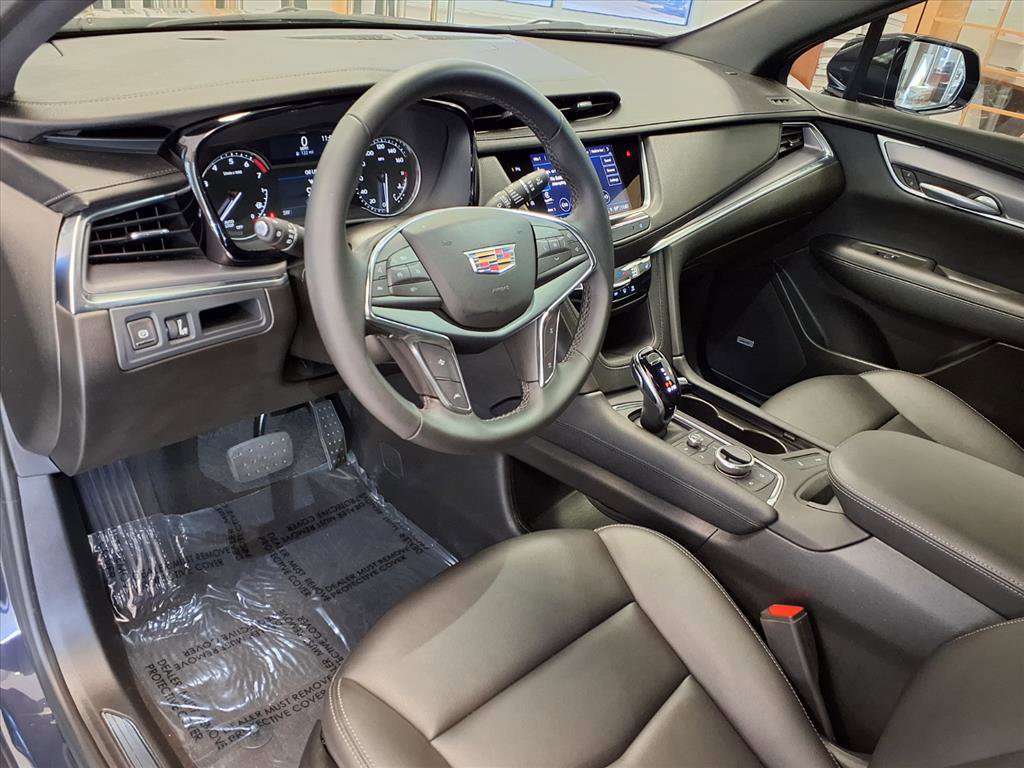 Certified 2024 Cadillac XT5 Luxury image 19