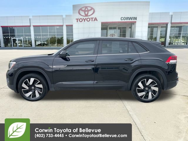 Used 2026 Volkswagen Atlas Cross Sport SE AWD/4WD image 2