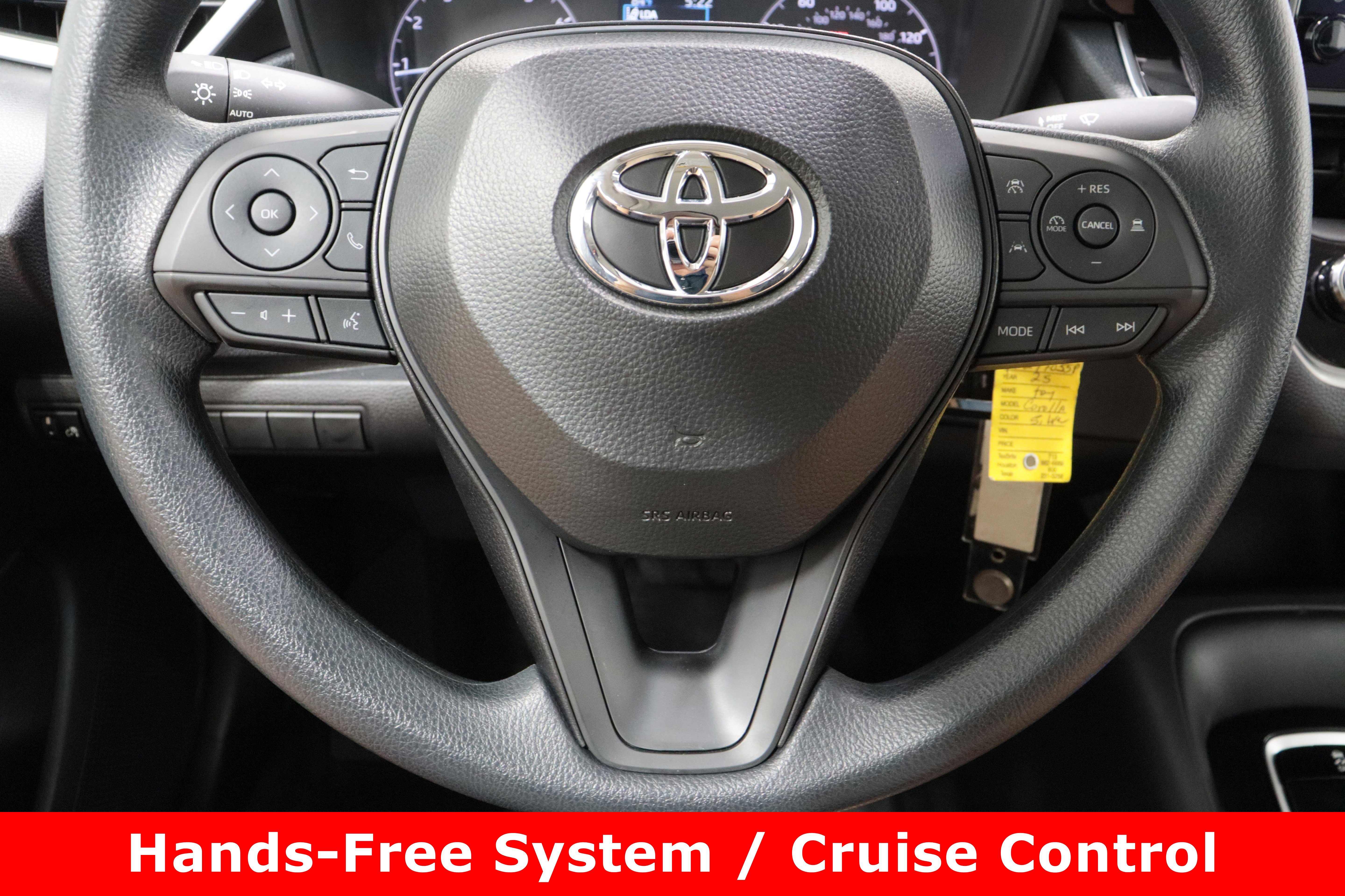 Used 2025 Toyota Corolla LE image 21