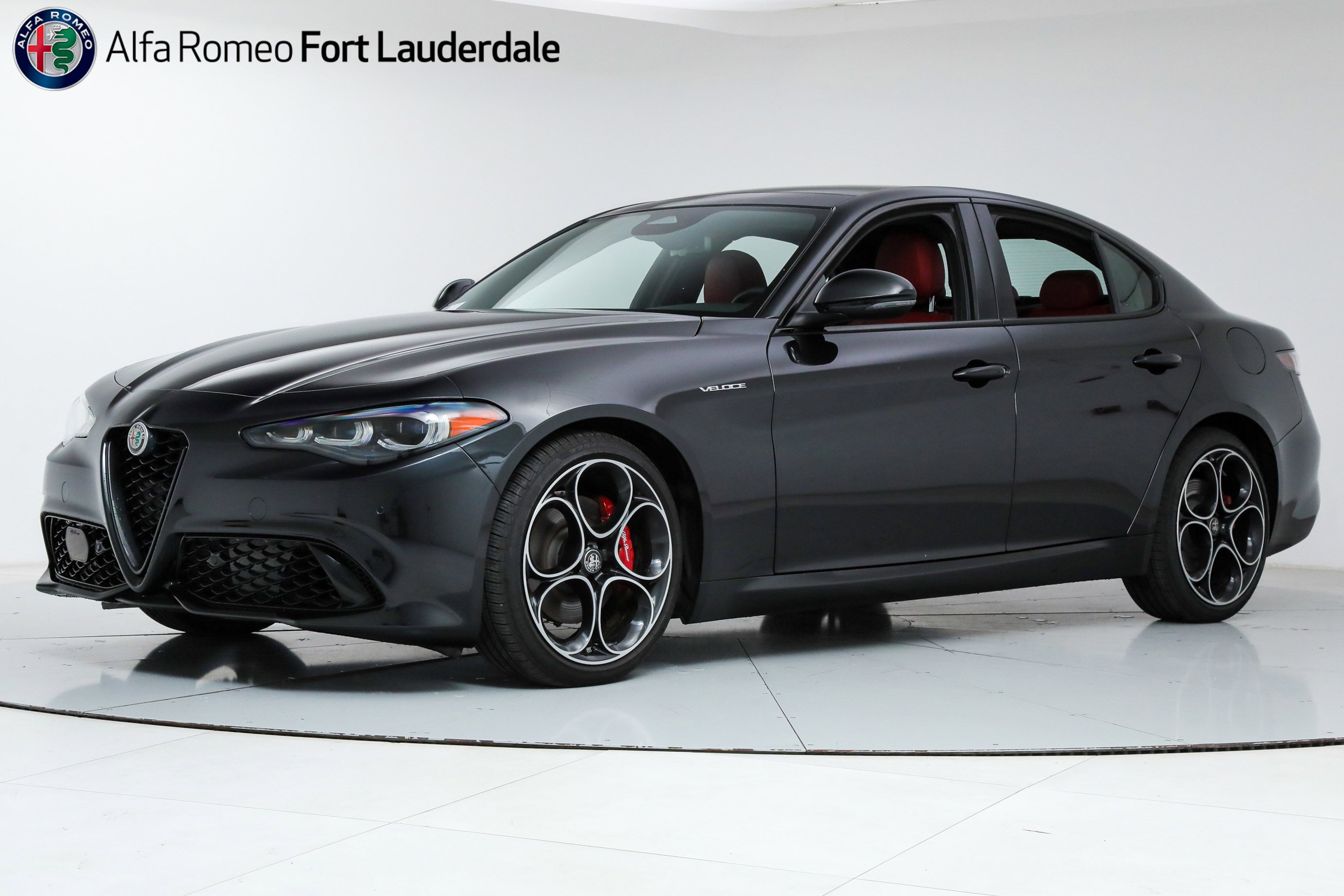 New 2025 Alfa Romeo Giulia w/ Veloce Package Rwd