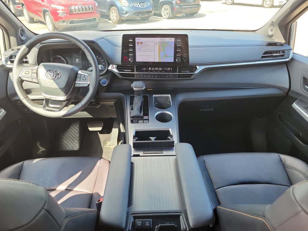 Used 2023 Toyota Sienna XLE Woodland Edition AWD/4WD image 22