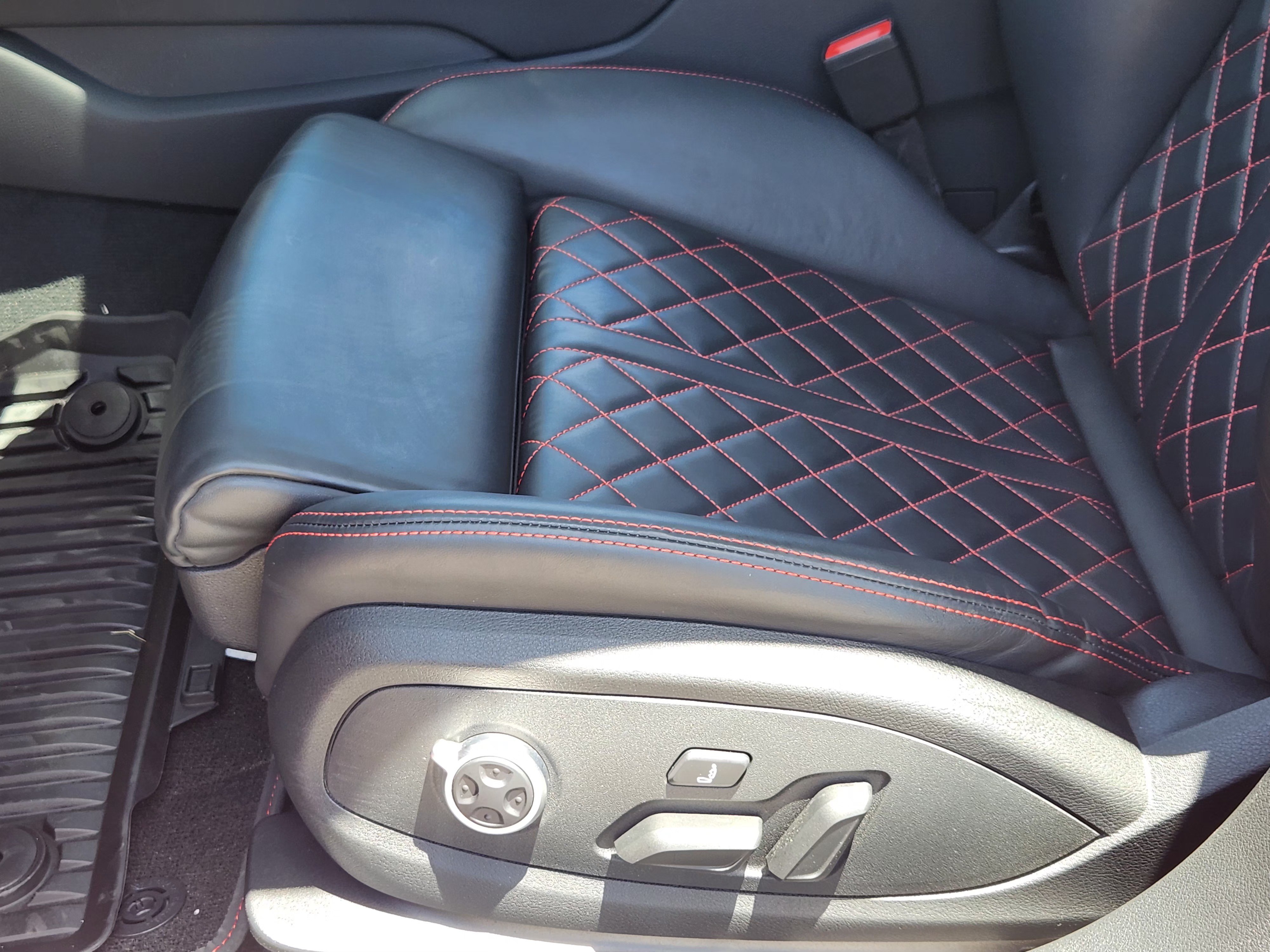 Used 2024 Audi S5 Prestige AWD/4WD image 23