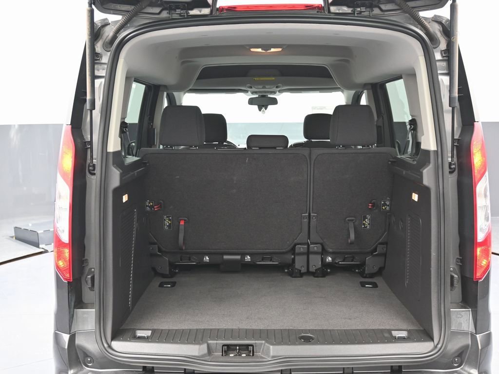 Used 2016 Ford Transit Connect XLT image 13