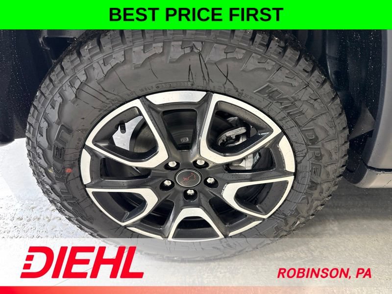 New 2026 Jeep Compass Trailhawk w/ Sun, Sound & Navigation Group AWD/4WD image 8