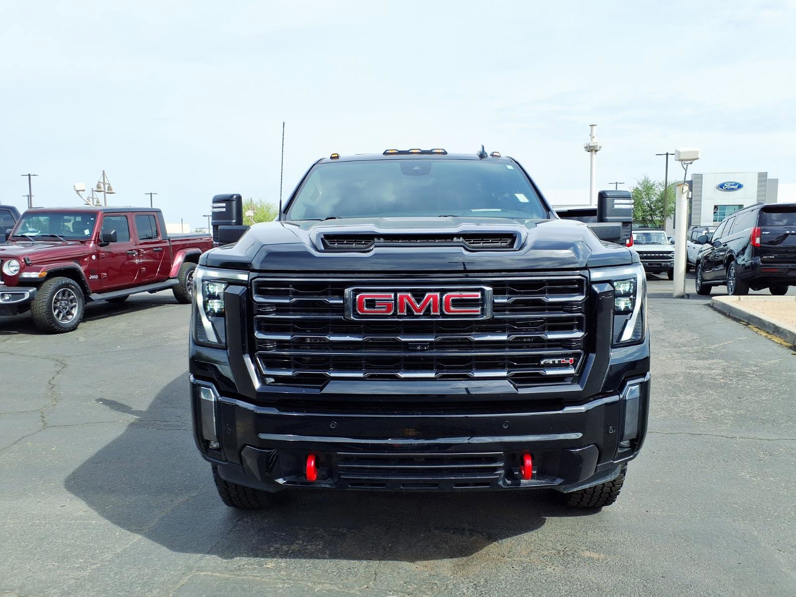 Used 2024 GMC Sierra 2500 AT4 w/ AT4 Premium Plus Package AWD/4WD image 2