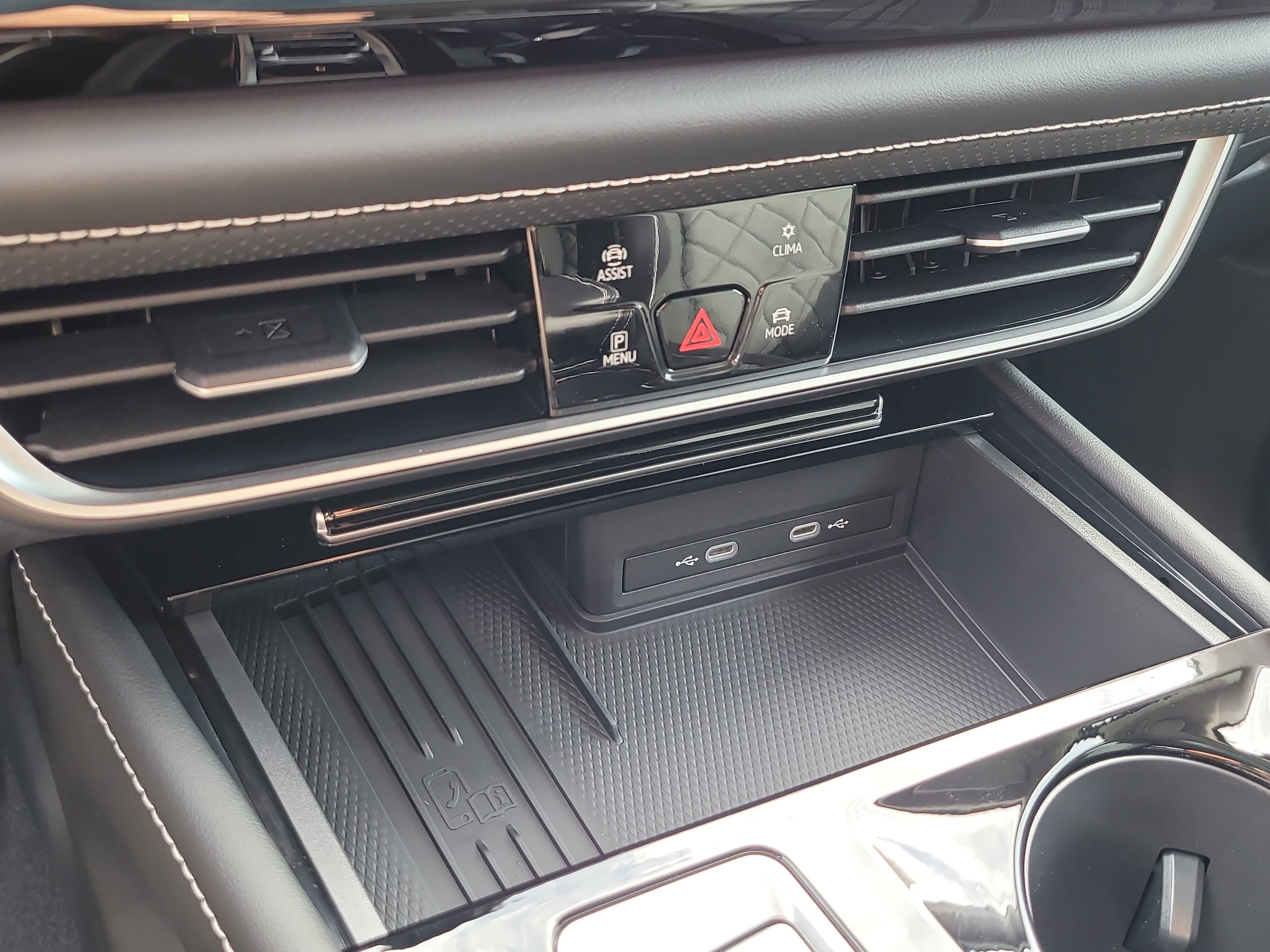 New 2026 Volkswagen Atlas SEL Premium R-Line image 25