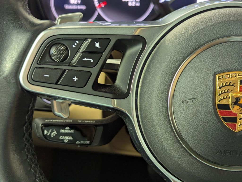 Used 2022 Porsche Cayenne AWD/4WD image 67