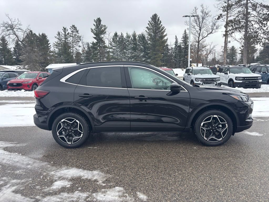 New 2026 Ford Escape Platinum w/ Premium Technology Package image 2