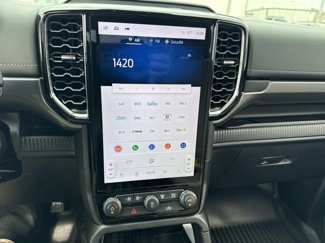 Certified 2024 Ford Ranger Lariat w/ Trailer Tow Package image 27