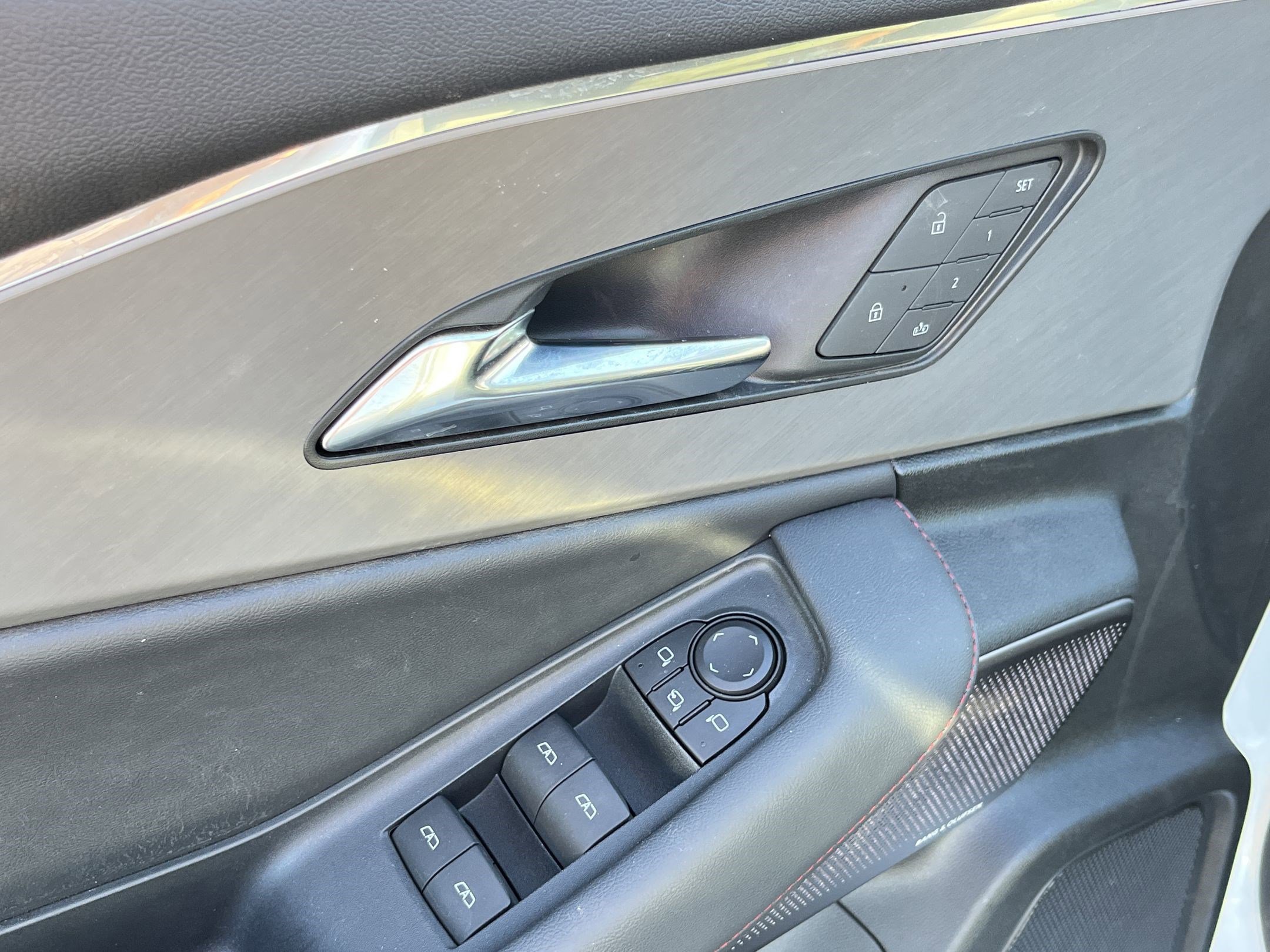 Used 2024 Acura ZDX A-Spec image 15