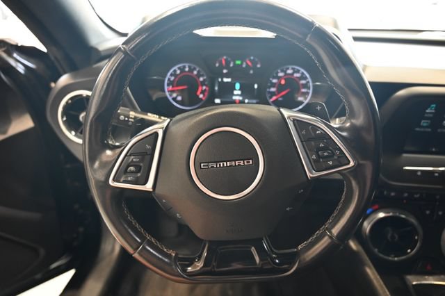 Used 2016 Chevrolet Camaro LT RWD image 23