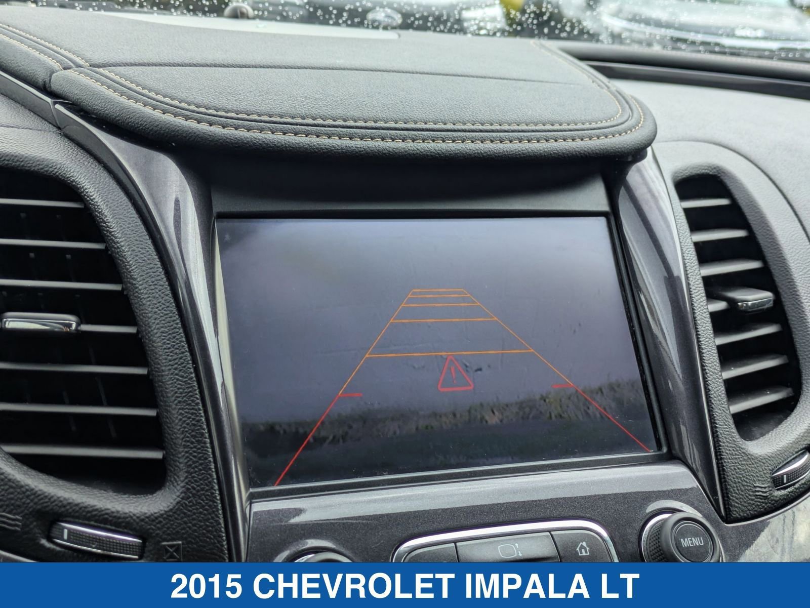 Used 2015 Chevrolet Impala LT w/ Convenience Package image 23