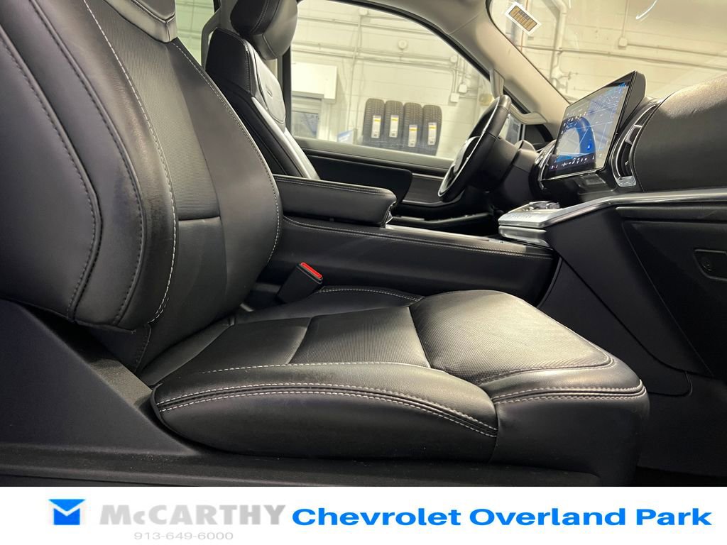 Used 2025 Ford Expedition Platinum AWD/4WD image 37