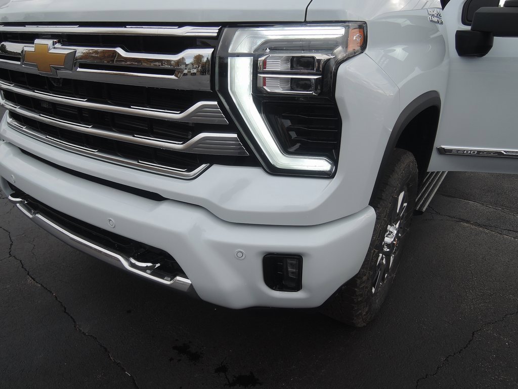 New 2026 Chevrolet Silverado 3500 High Country w/ Technology Package image 52