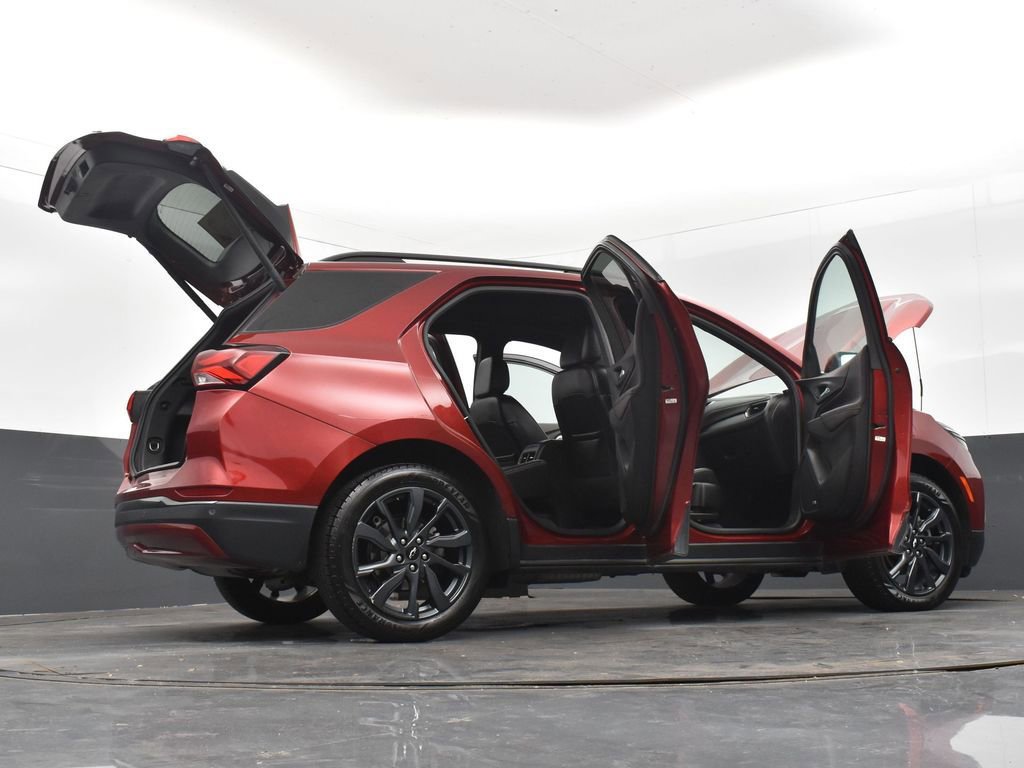 Used 2022 Chevrolet Equinox RS w/ RS Leather Package image 33