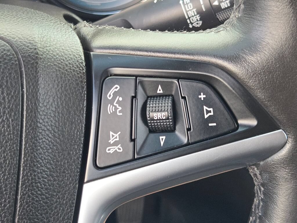 Used 2013 Buick Verano Leather FWD image 32