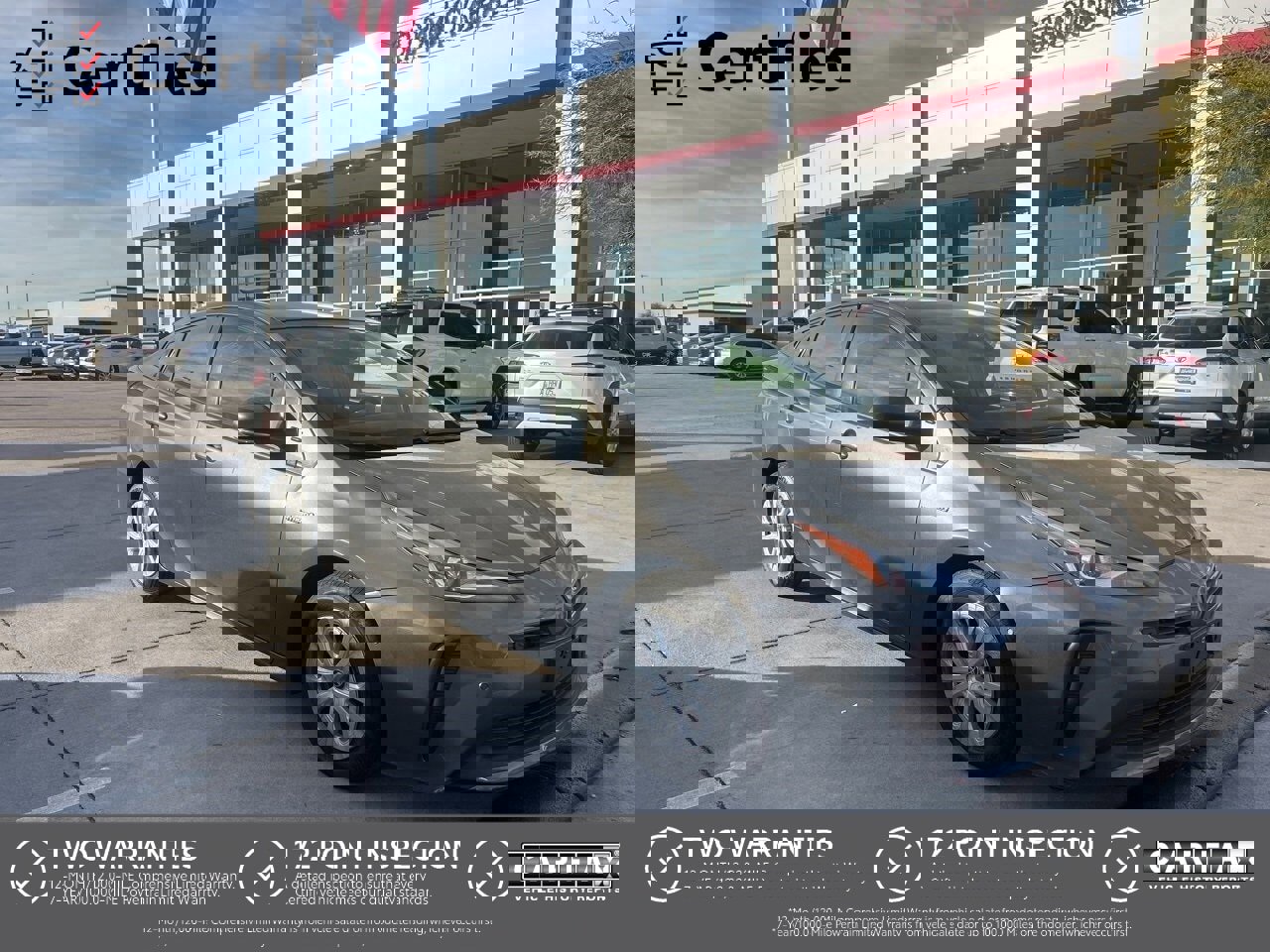 Used 2021 Toyota Prius LE image 1