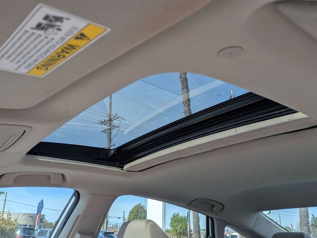 Used 2023 Honda Accord EX image 4