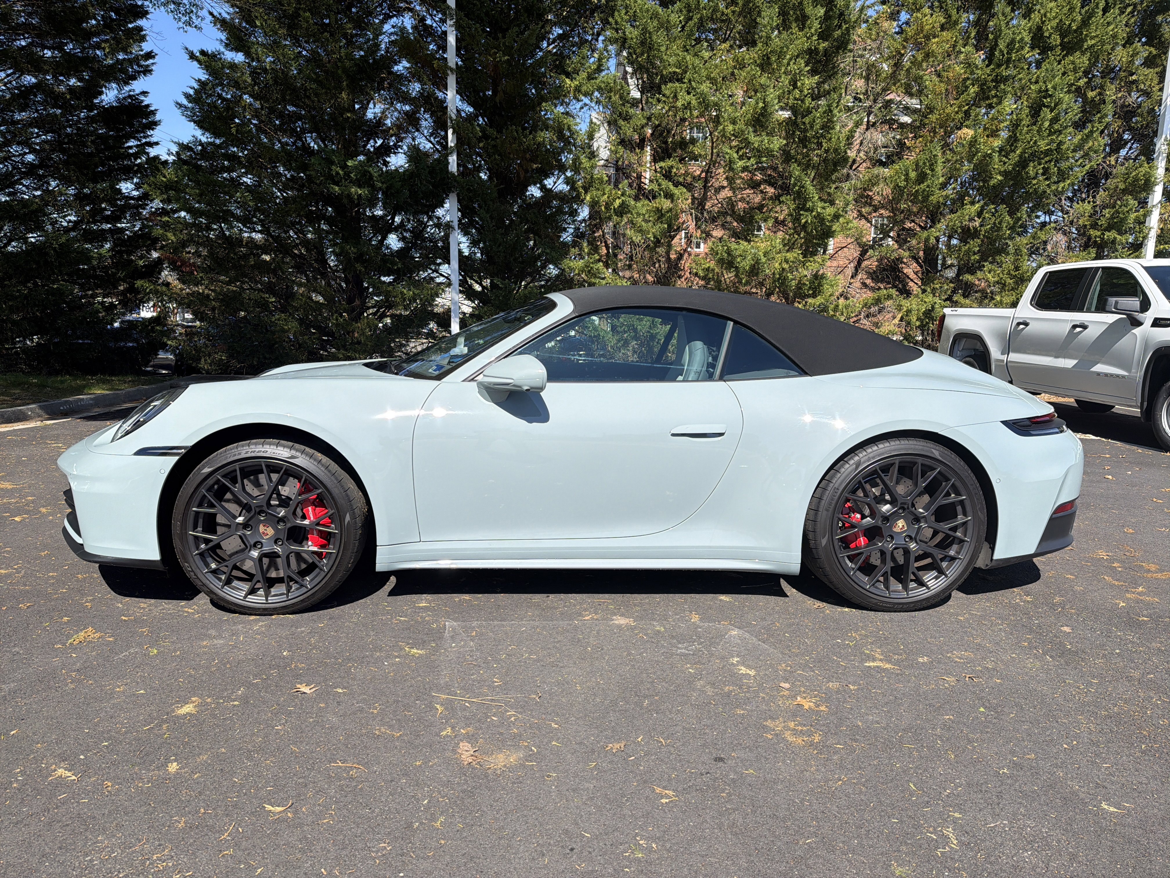 Used 2025 Porsche 911 Carrera S RWD image 7