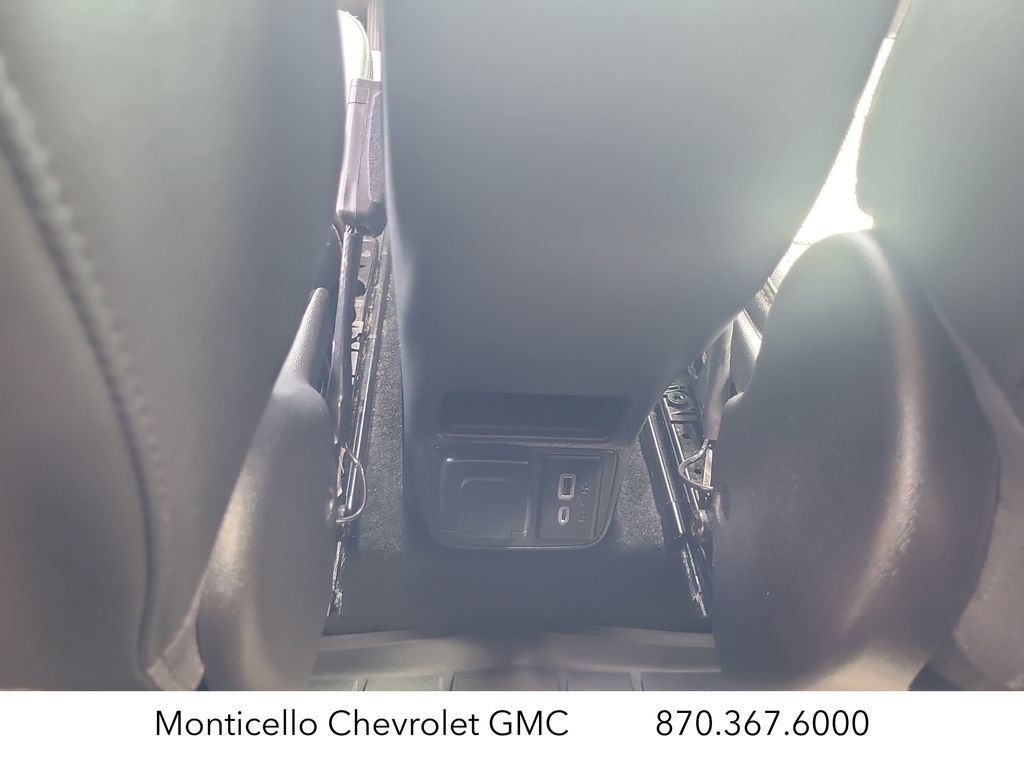 Certified 2022 Buick Encore GX Essence w/ Experience Buick Package FWD image 29