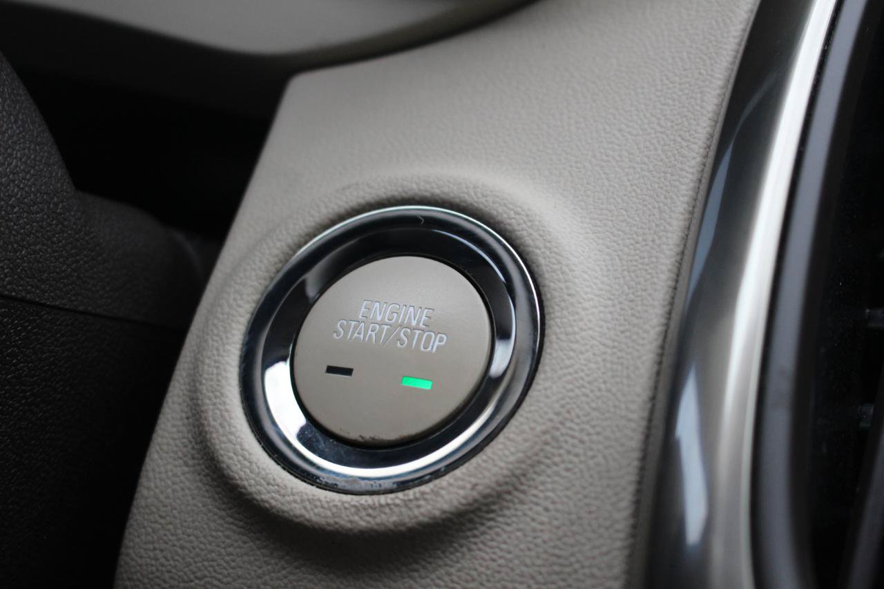 Used 2015 Buick LaCrosse Leather FWD image 24