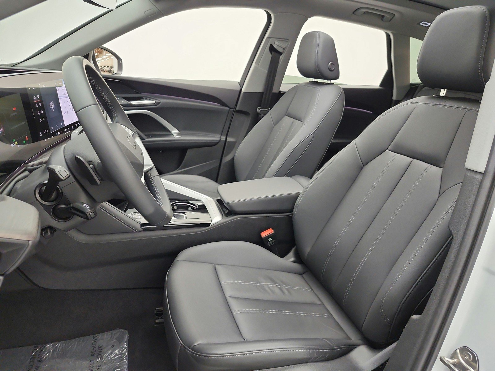 Used 2025 Audi Q5 Premium w/ Convenience Package AWD/4WD image 13