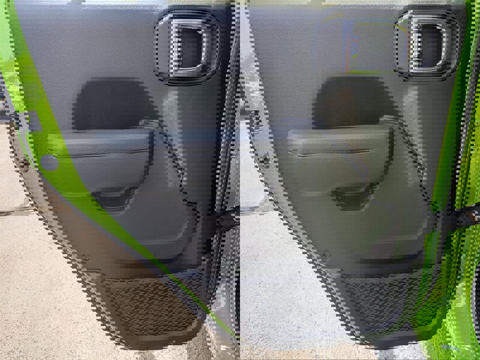 New 2025 Jeep Wrangler Sport S image 28