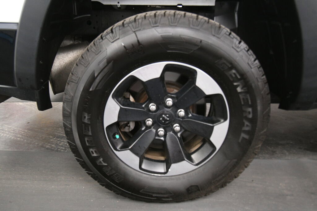 Used 2019 RAM 1500 Rebel image 29