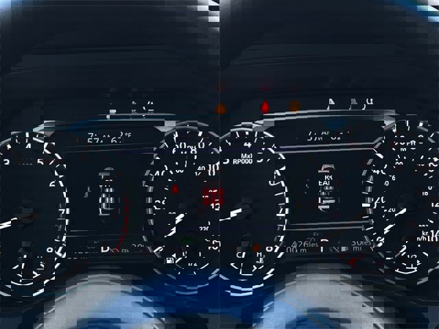 Used 2024 Nissan Pathfinder S image 16