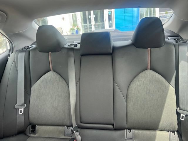 Used 2020 Toyota Camry LE FWD image 16
