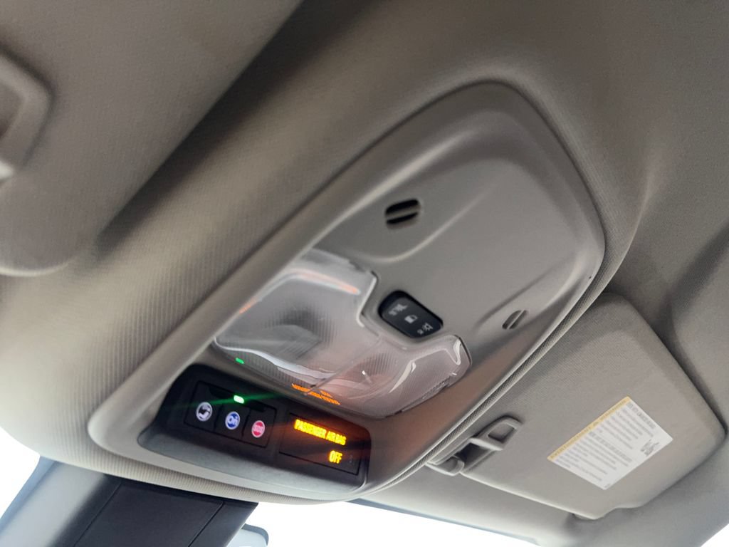 Used 2025 Buick Encore GX Sport Touring w/ Comfort Package FWD image 73
