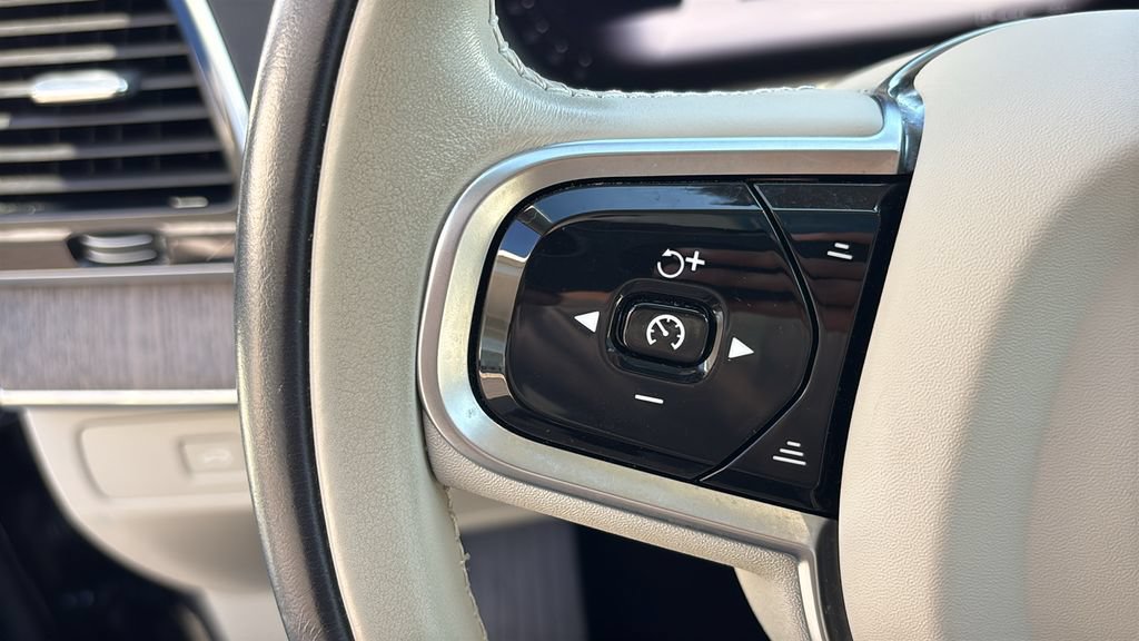 Certified 2023 Volvo XC90 B5 Plus w/ Protection Package Premier AWD/4WD image 16