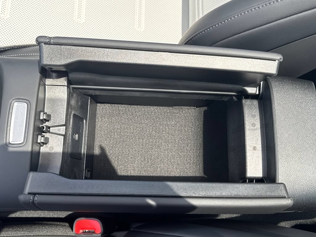 New 2026 Mercedes-Benz E 53 AMG e 4MATIC Sedan image 20