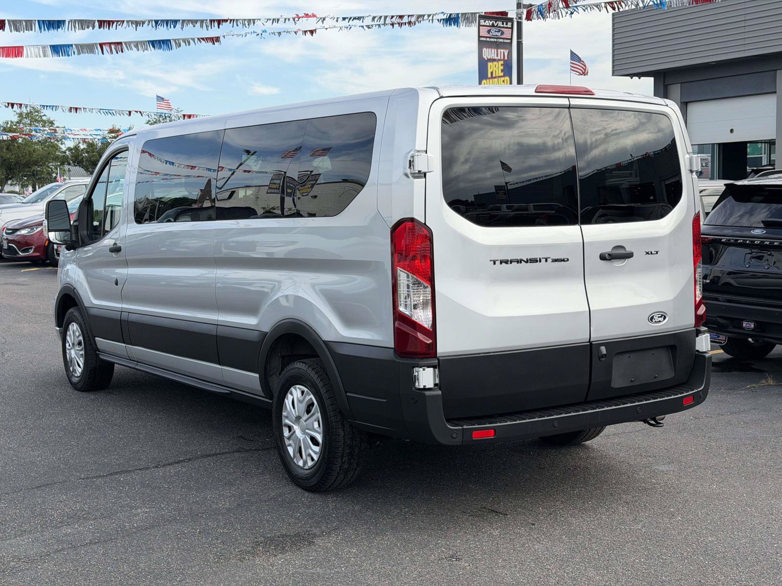 Used 2026 Ford Transit 350 XLT RWD image 8