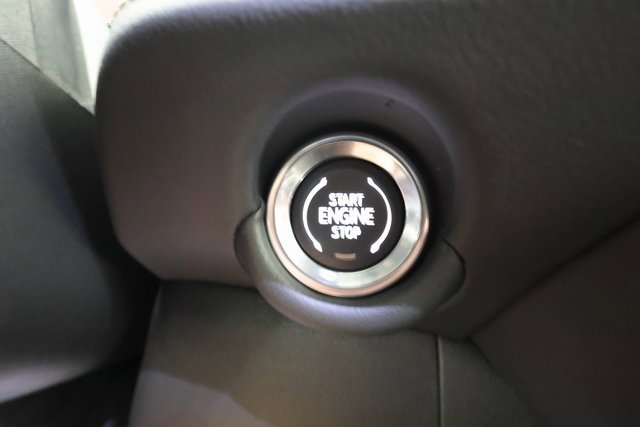 Used 2025 Chevrolet Suburban High Country image 20