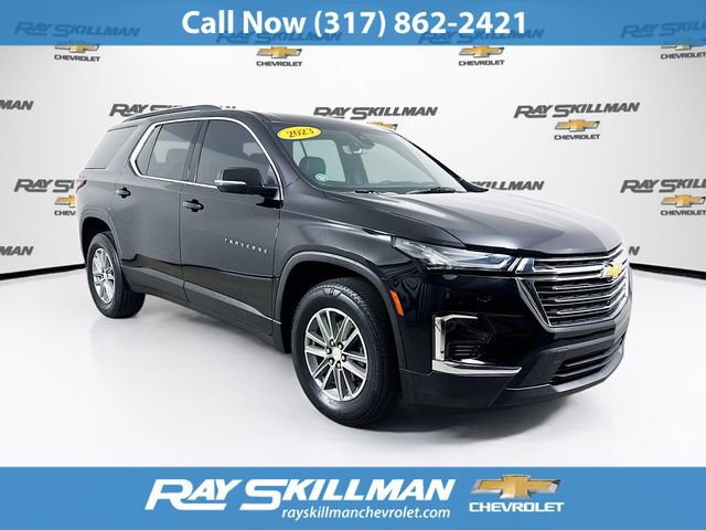 Used 2023 Chevrolet Traverse LT image 1