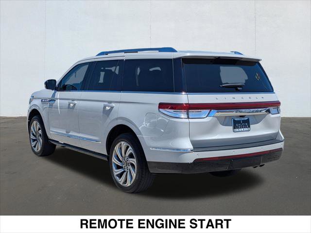 Certified 2023 Lincoln Navigator Reserve RWD image 3