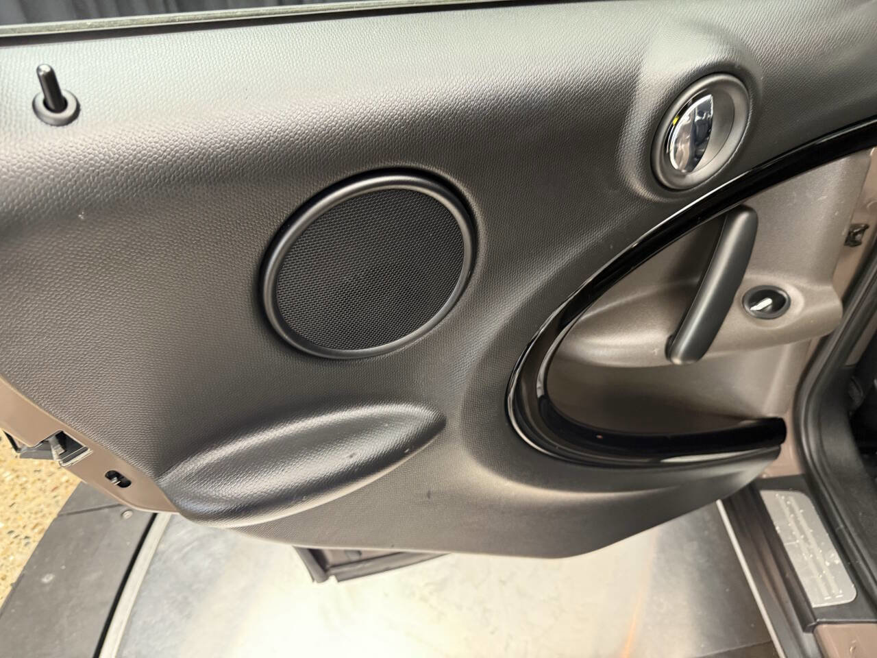 Used 2011 MINI Cooper Countryman image 26