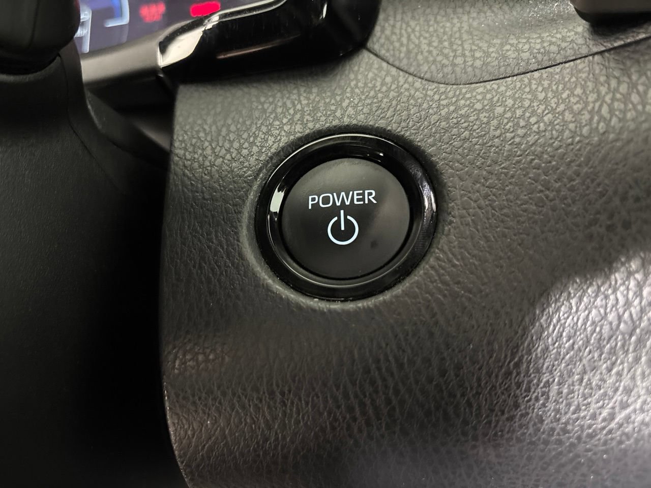 Used 2025 Toyota Camry SE FWD image 20