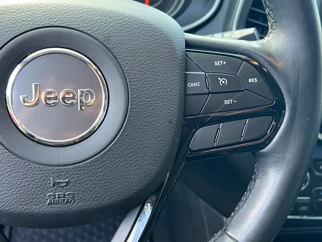 Used 2020 Jeep Cherokee Latitude Plus image 24