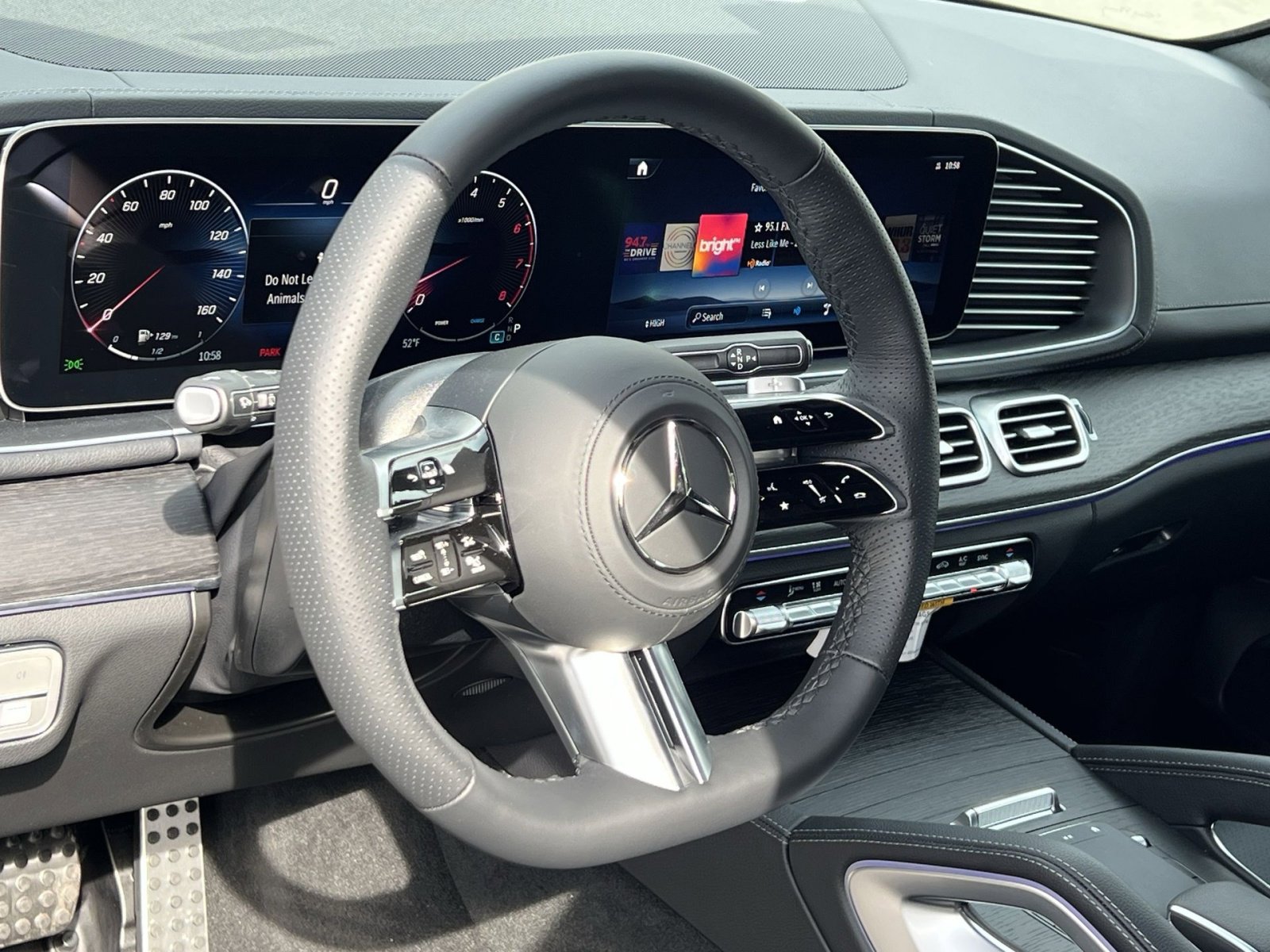 New 2026 Mercedes-Benz GLS 450 4MATIC image 14